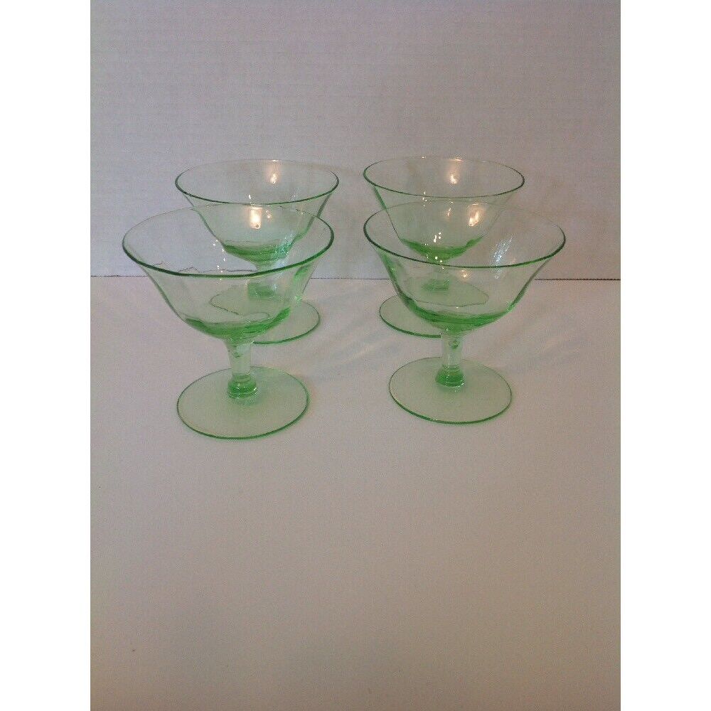 GREEN DEPRESSION VASELINE glass 4 DESSERT/ liquor‎ glass